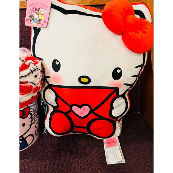 Hello kitty Easter bundle x large pillow with Hello Kitty with large red Bow - Picture 11 of 11